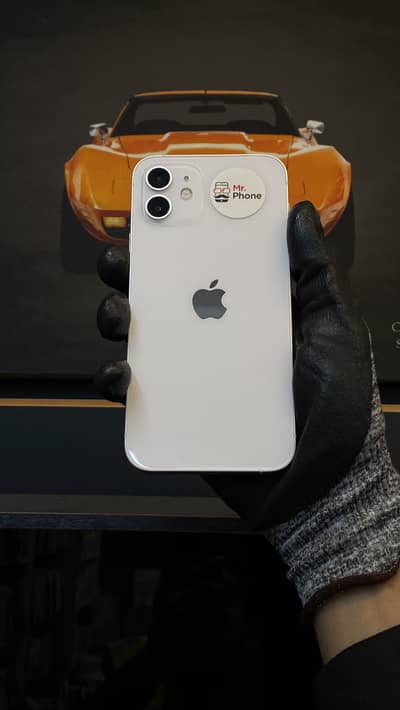 Apple iPhone 12