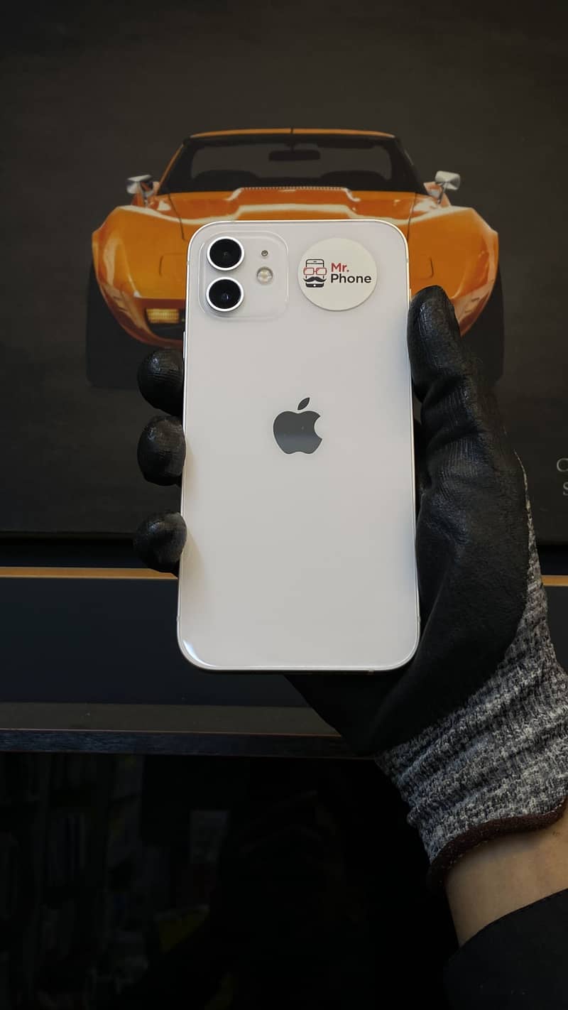 Apple iPhone 12 0