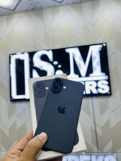 Apple iPhone 16