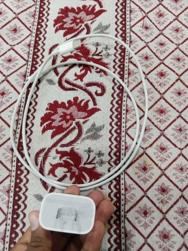 Apple iPhone 13 1