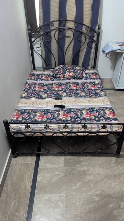 iron bed for sell