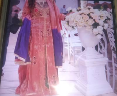 1 DAFA PEHNA HAI KAPRA SILK 3 PCS HAI MEXXI HAI BOUTIQUE SE BANVAYAhai
