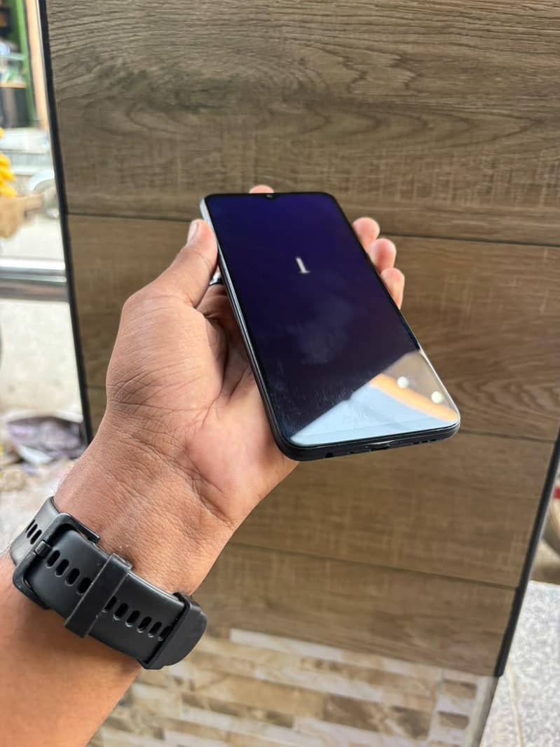 OPPO A16e 1