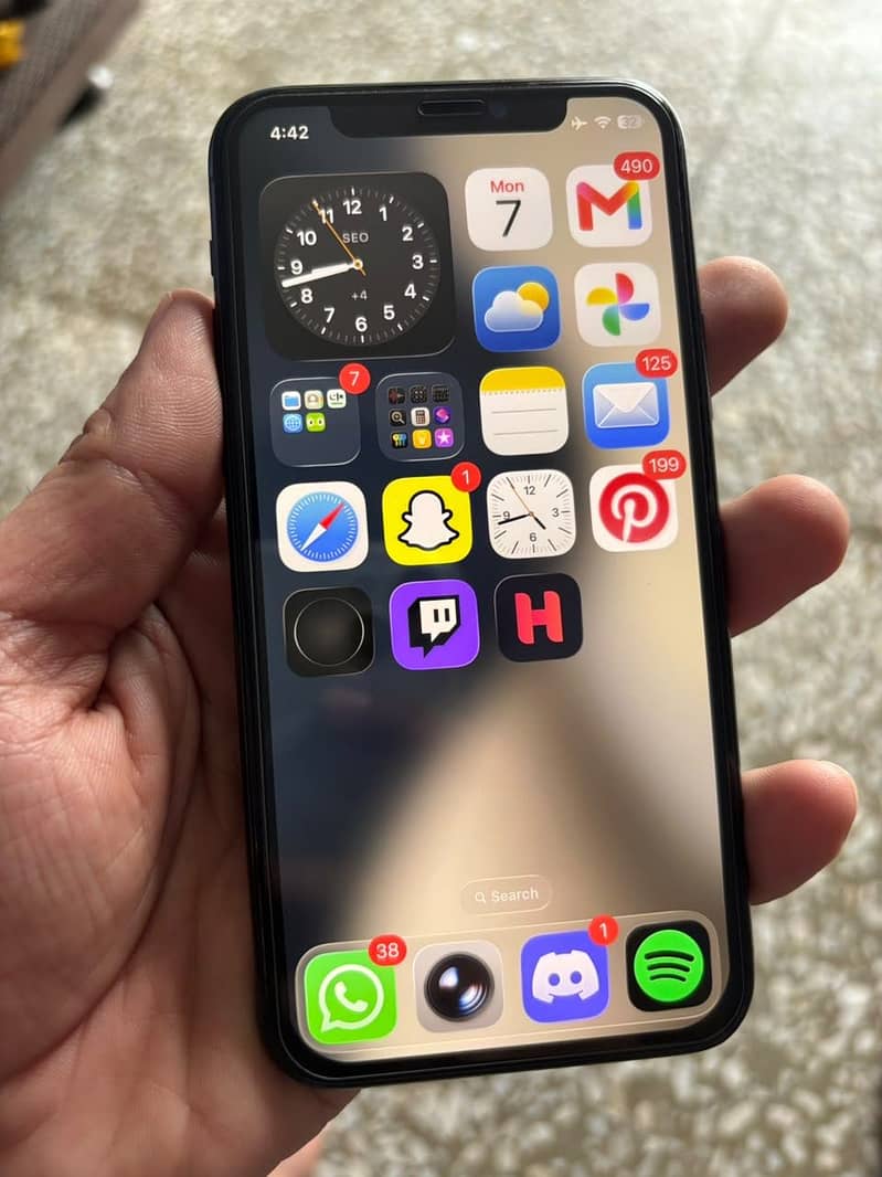 Apple iPhone 11 Pro 6