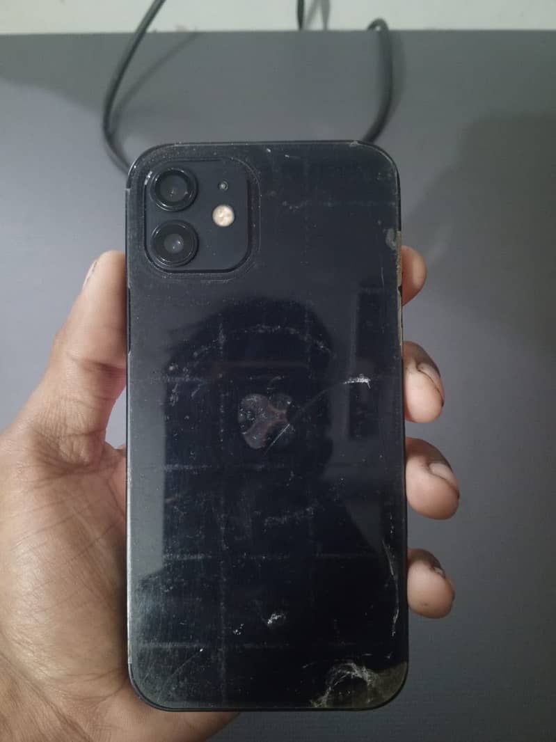 Apple iPhone 12 3