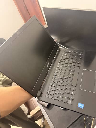 Acer TravelMate P Laptop - 8/256GB i5 5th Gen