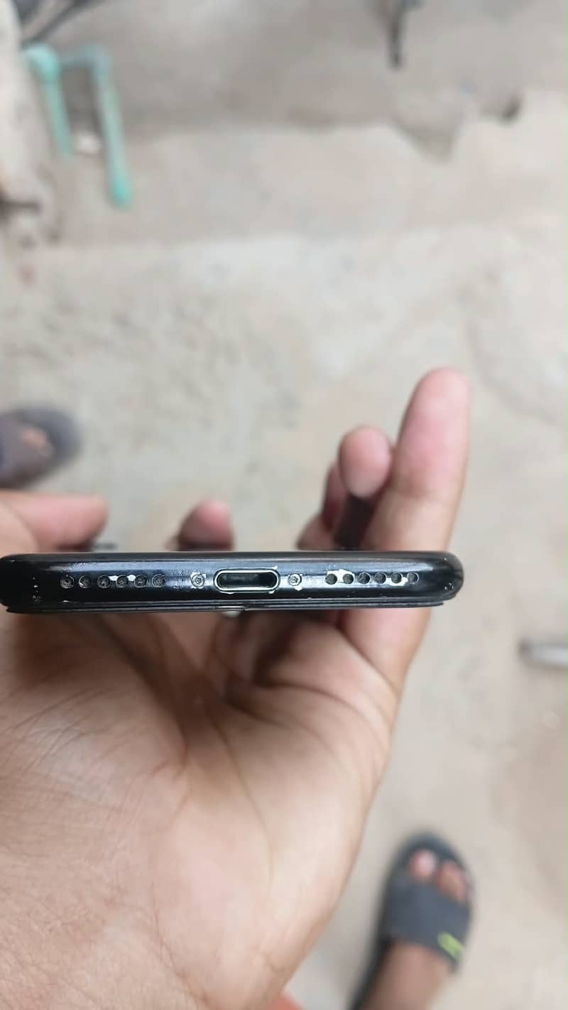 Apple iPhone 7 2