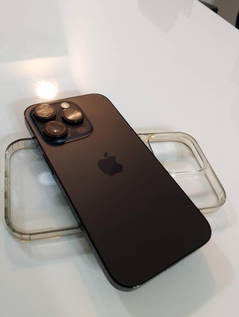 Apple iPhone 14 Pro 0