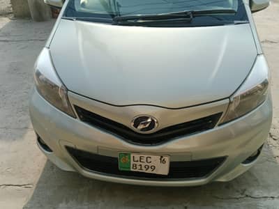 Toyota Vitz 2012