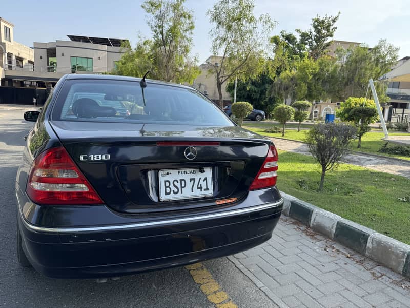 Mercedes C Class 2005 1