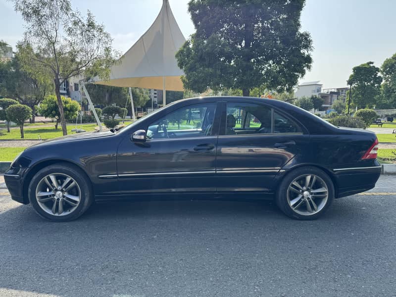 Mercedes C Class 2005 5