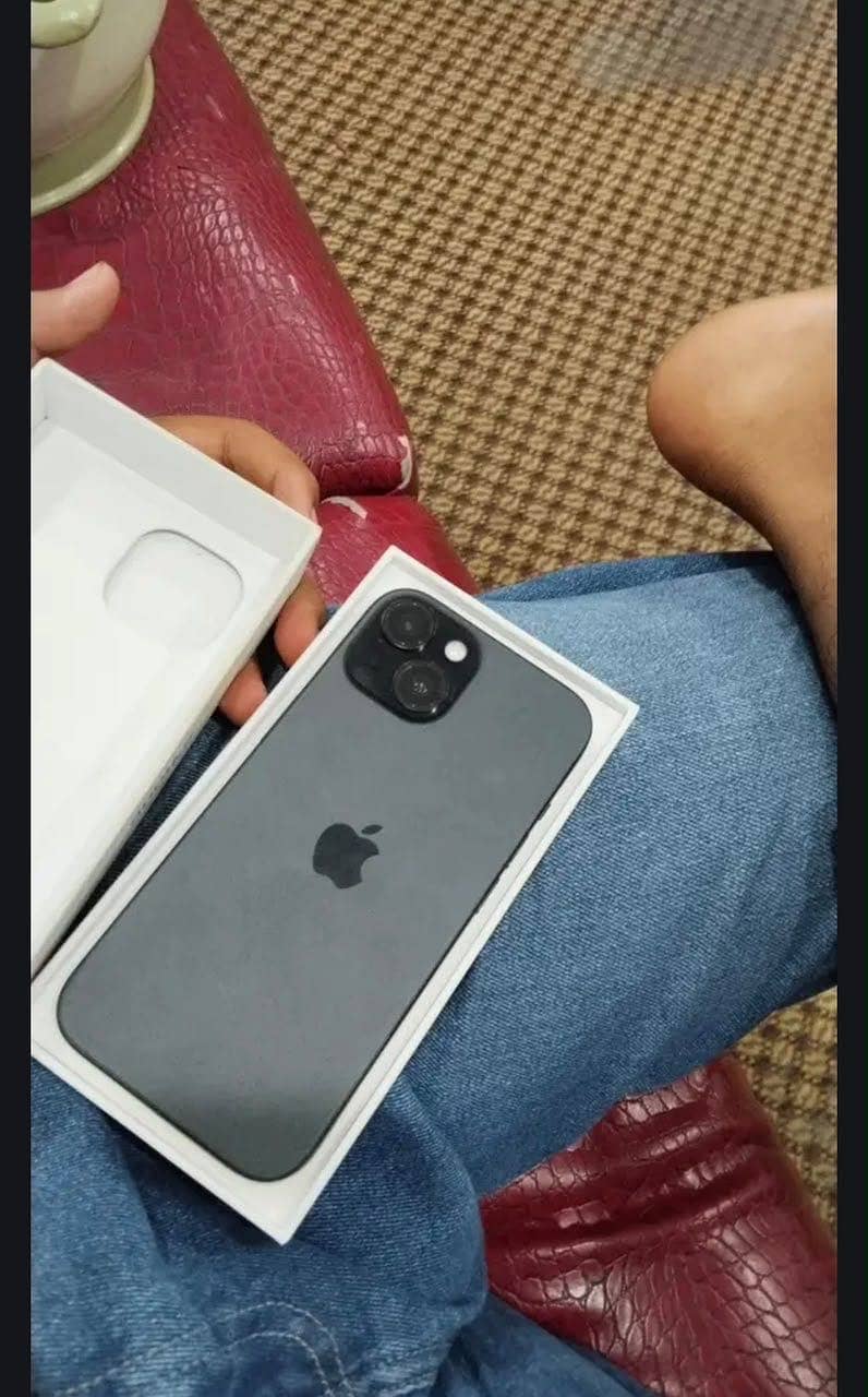 Apple iPhone 15 0