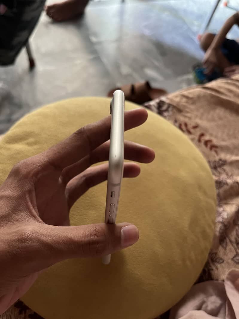 Apple iPhone 7 4