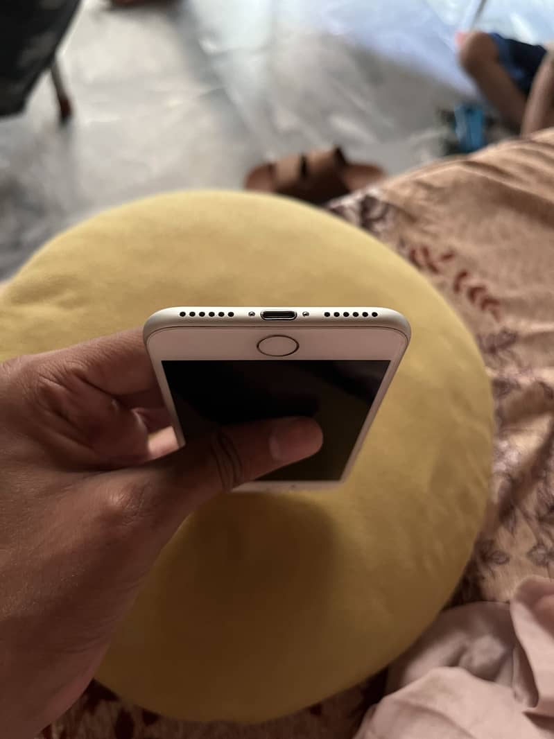 Apple iPhone 7 8