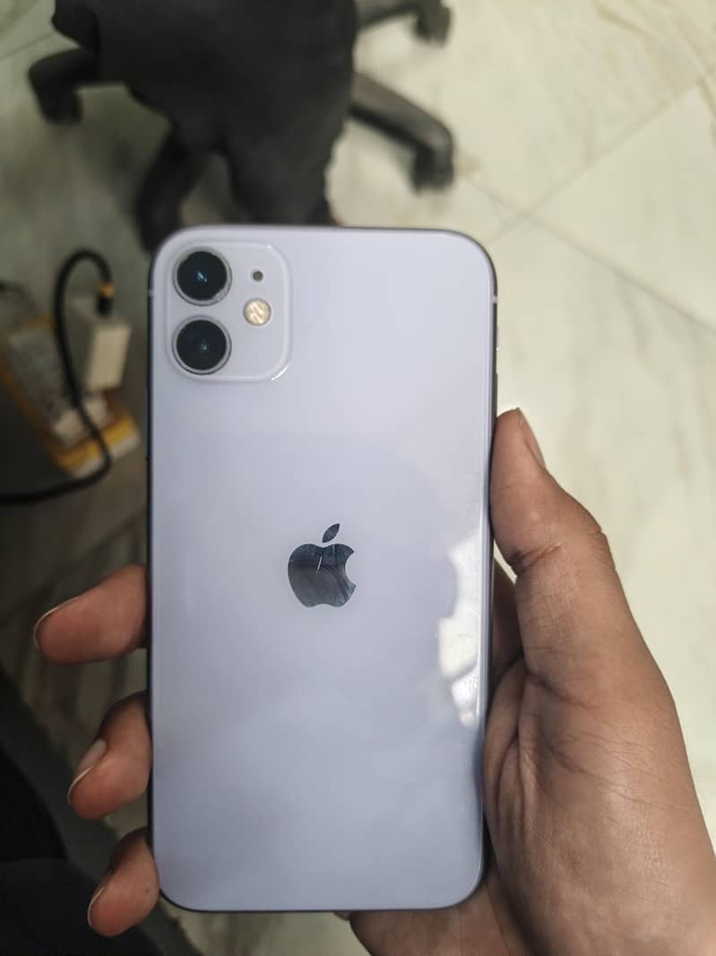Apple iPhone 11 0