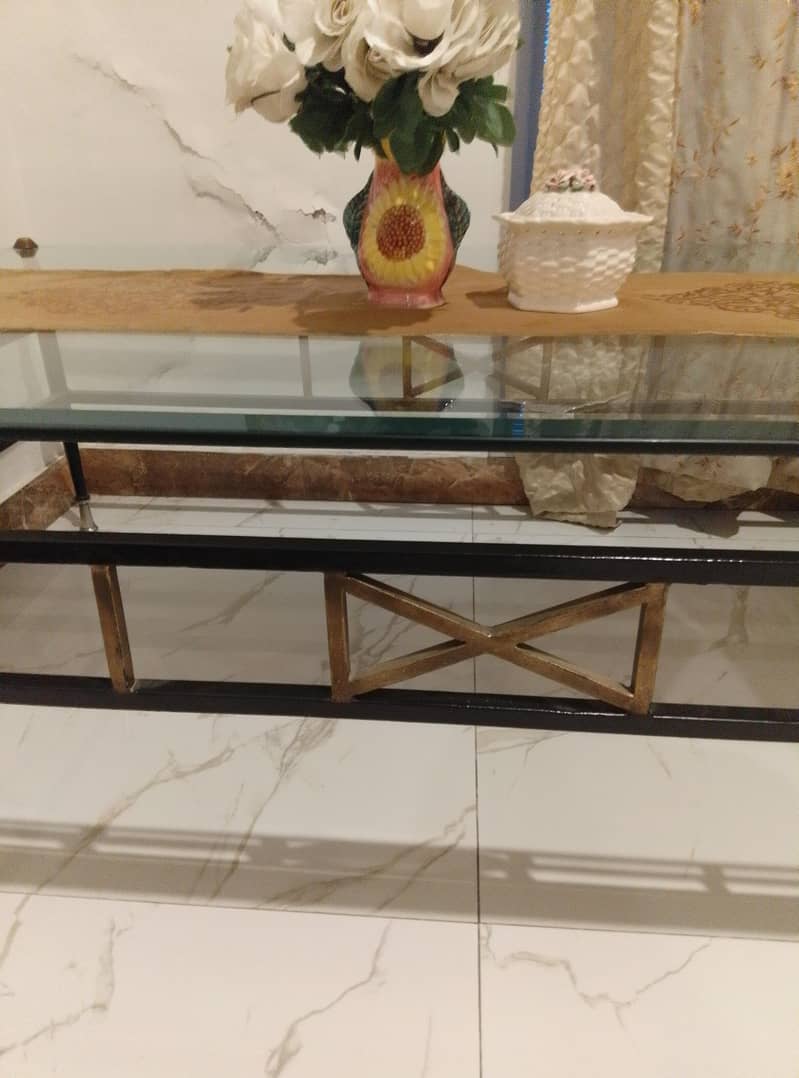 Brass central table 2