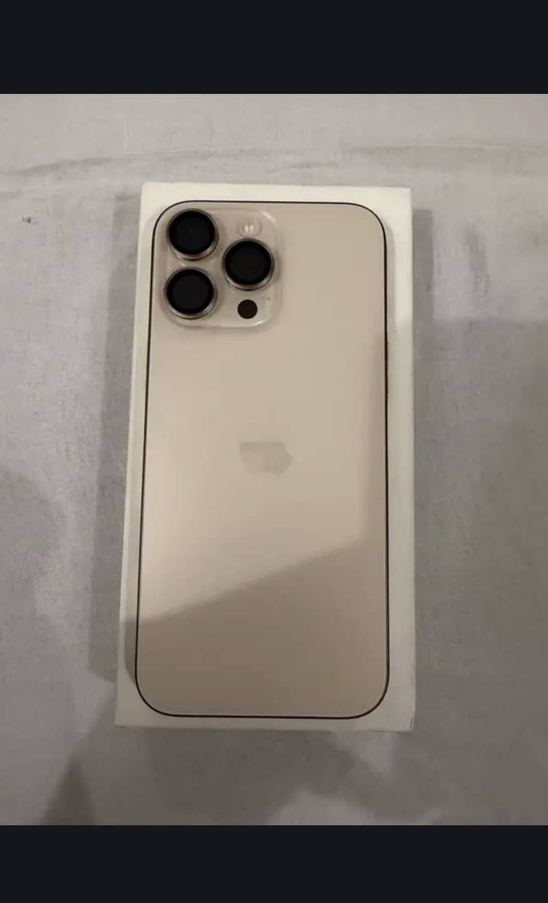 Apple iPhone 16 Pro Max 2