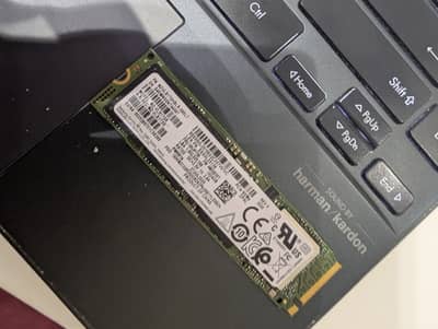 Samsung 1TB NVMe M. 2 SSD - MZ-VLB1T0B (Like EVO Plus)