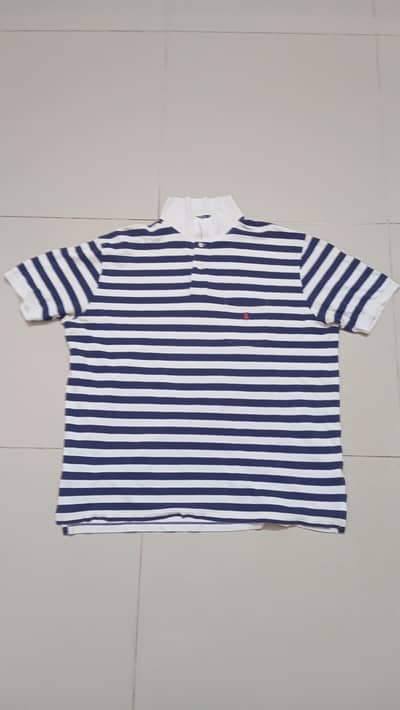 Polo three button T-shirt