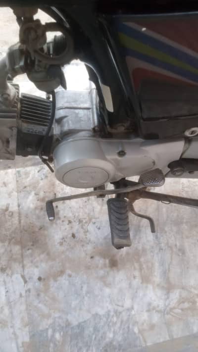 I am selling my honda cd70cc 2017 model