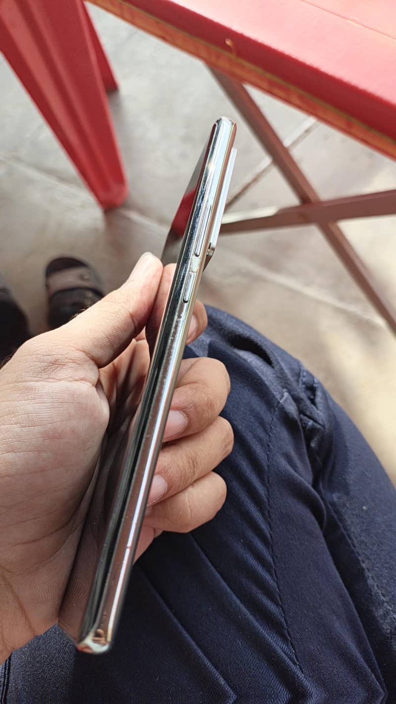 Infinix Note 40 Pro 2
