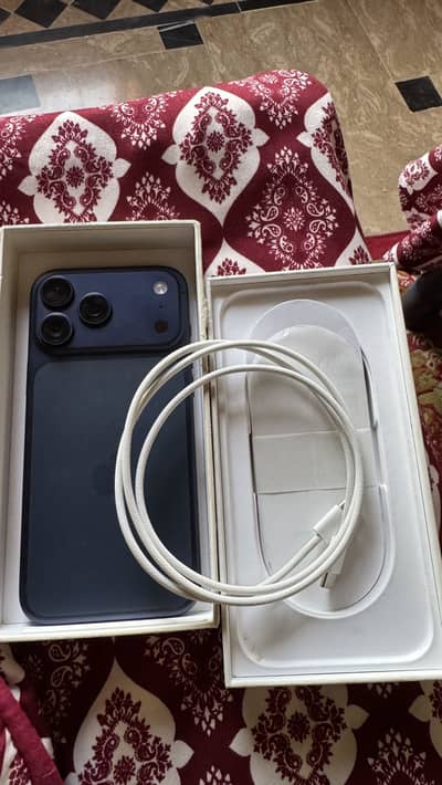 iPhone 17 pro max iCloud lock