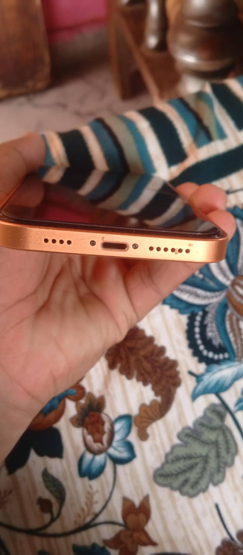 Apple iPhone XR 4