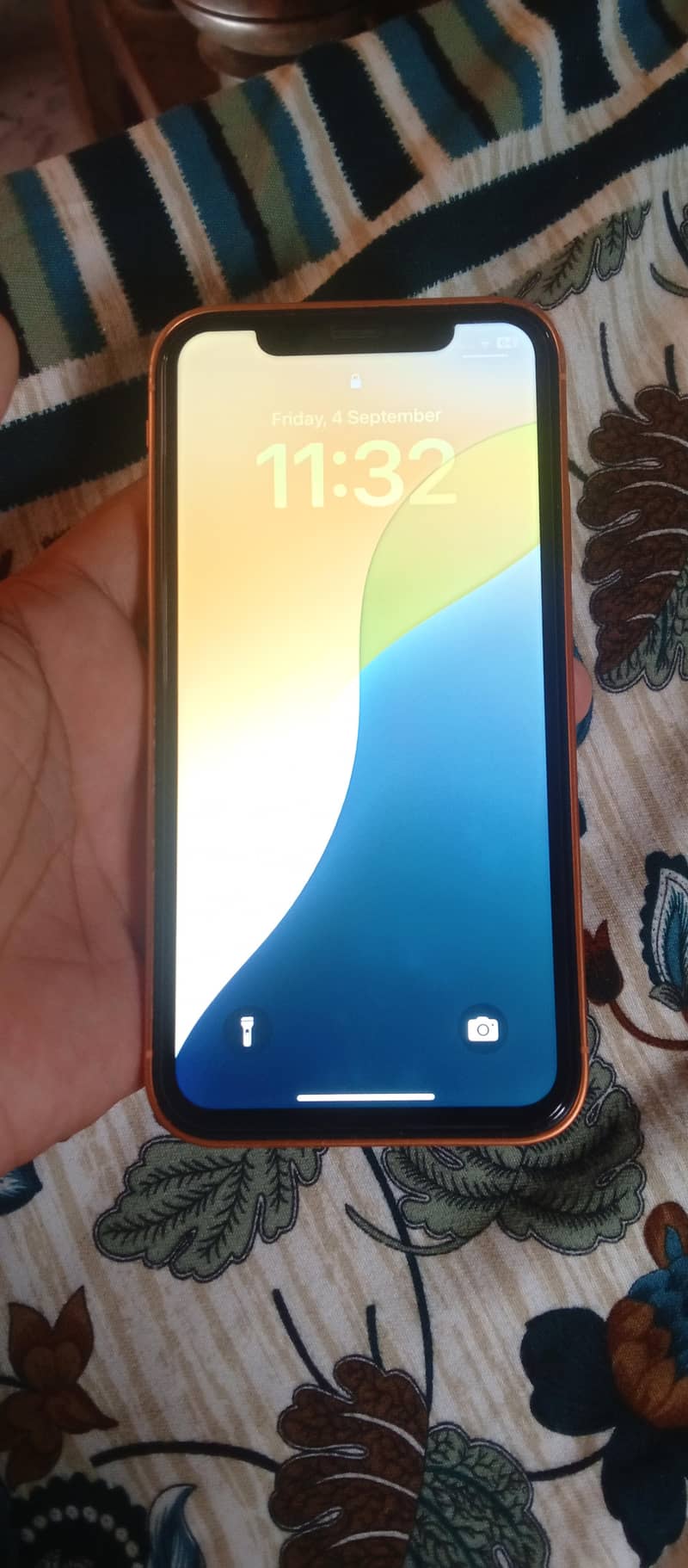 Apple iPhone XR 5
