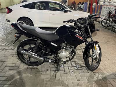 YAMAHA YBR 125 2019 Black