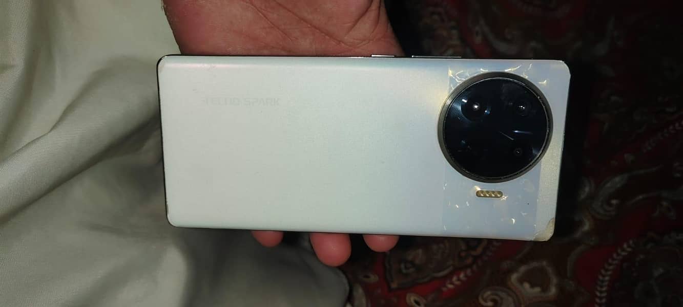 Tecno Spark 20 Pro Plus 4