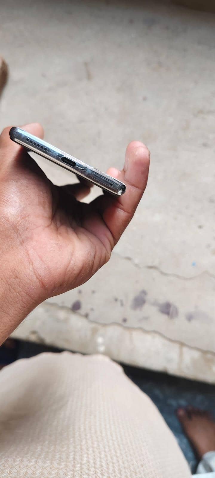Tecno Spark 20 Pro Plus 6