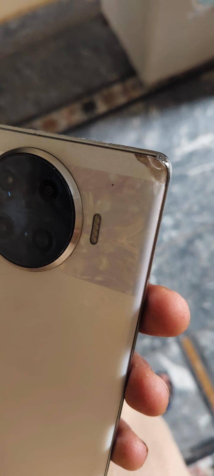 Tecno Spark 20 Pro Plus 8