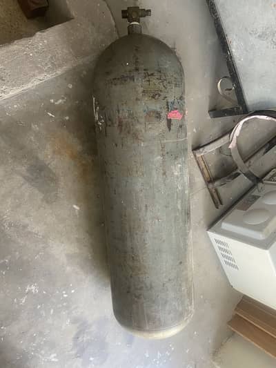 Car cylinder with kit