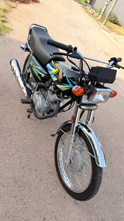 Honda CG 125 2026 Black