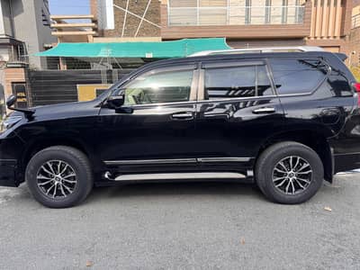Land Cruiser Prado 2011 For Sale in Lahore