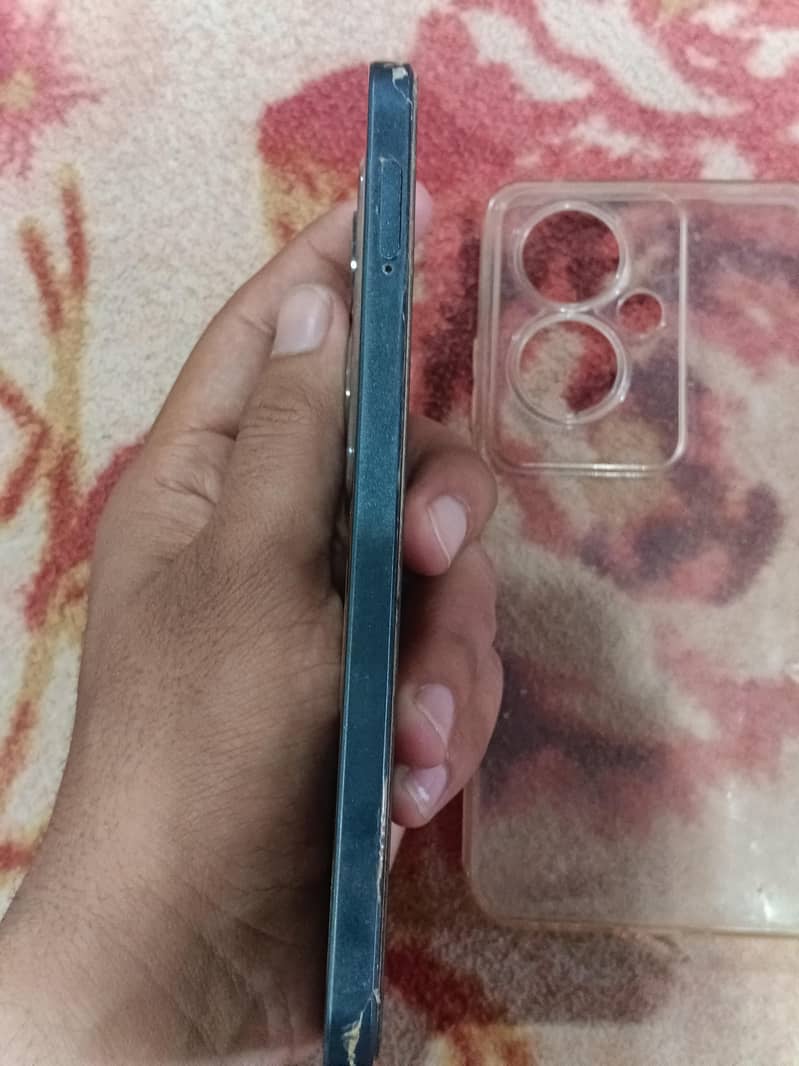 OPPO Reno 3