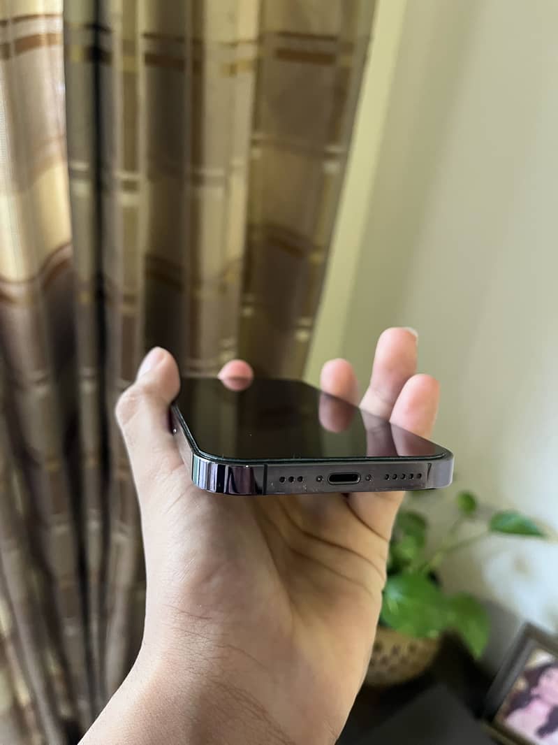 Apple iPhone 14 Pro 4