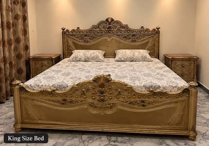 URGENT SALE — COMPLETE ROYAL GOLD BEDROOM SET
