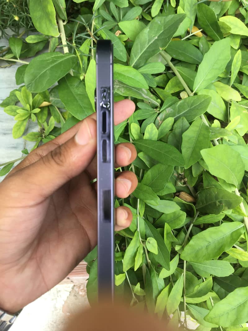 Apple iPhone 14 Pro Max 3