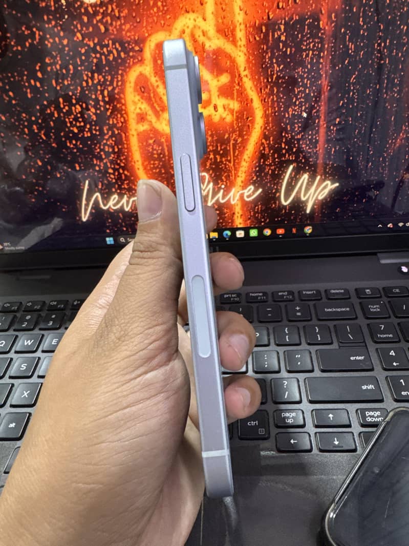 Apple iPhone 15 1