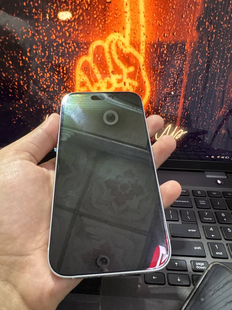 Apple iPhone 15 3