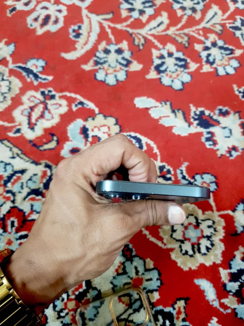 Apple iPhone 12 Pro Max 2