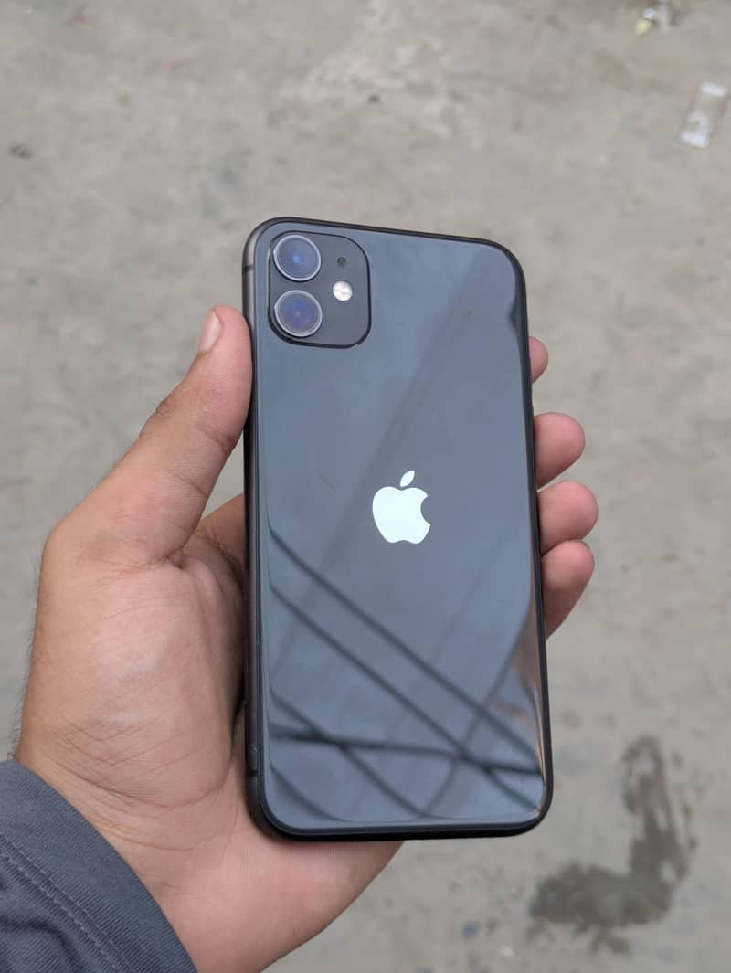 Apple iPhone 11 0