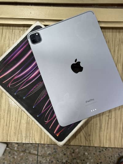 iPad Pro m2 chip 256gb with box