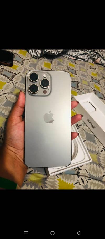 Apple iPhone 15 Pro Max