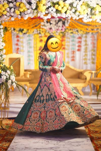 mehndi lehnga