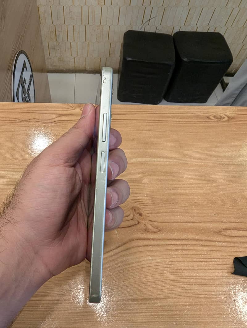 OPPO A5 Pro 4