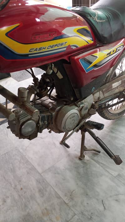 United 70 Used Bike