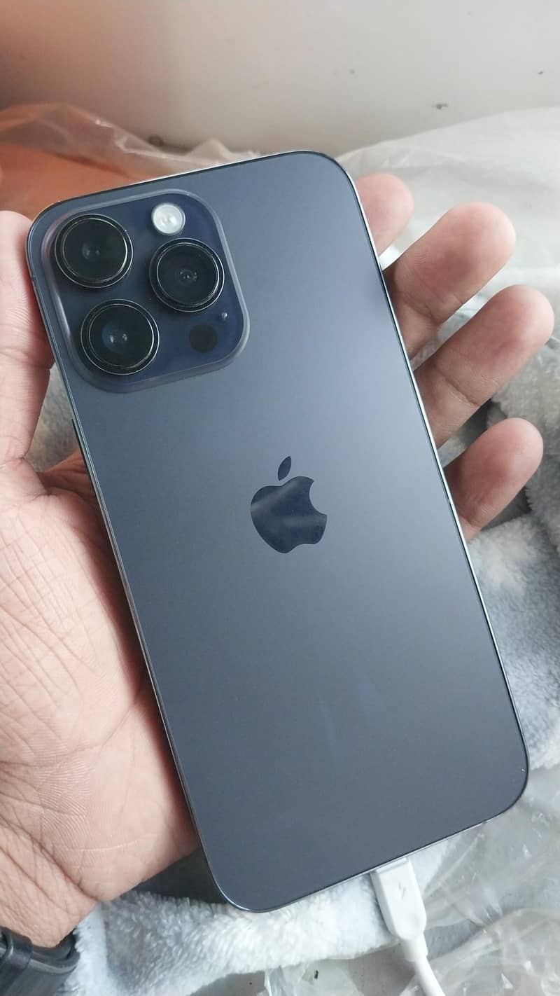 Apple iPhone 14 Pro Max 0