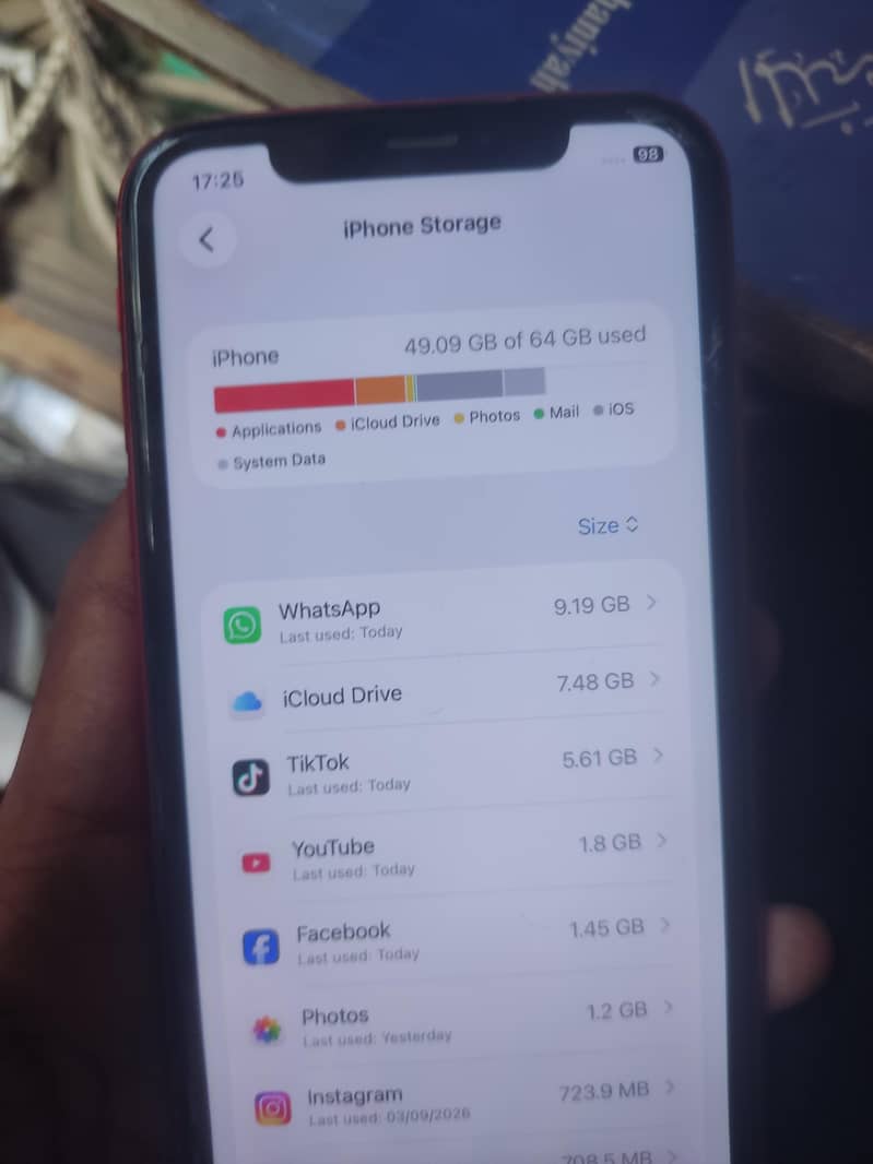Apple iPhone 11 6